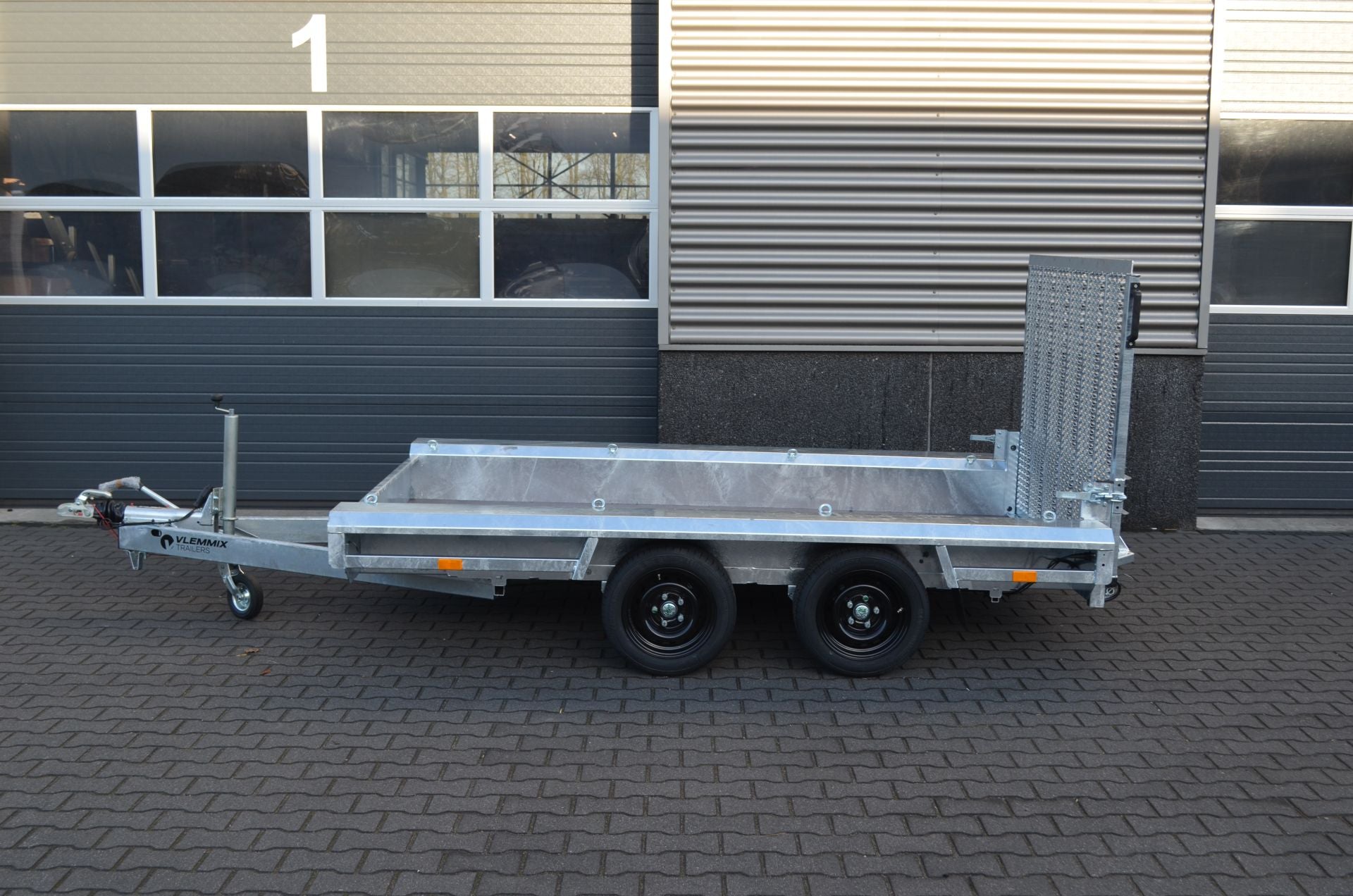 Offre groupée Jansen MB-700 mini pelle