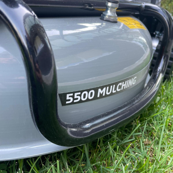 Tondeuse Professionnelle ACTIVE 5500 SVA Mulching