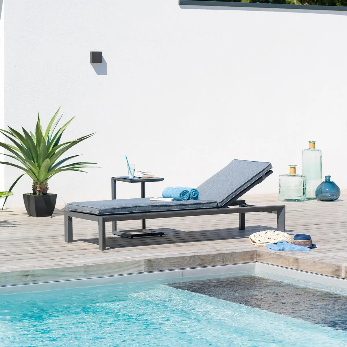 Lit de piscine Transat "Évasion" en aluminium Ma Maisons